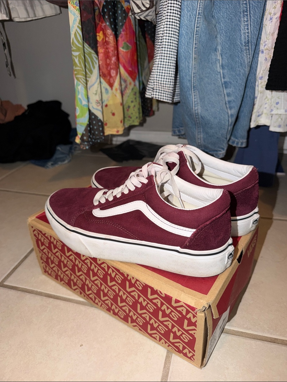 Vans Old Skool platform Sneakers in Burgundy and White